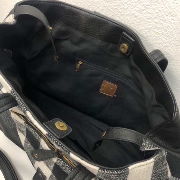 Canyon River Blues Rustic Black Plaid Handbag - Picture 2 of 2